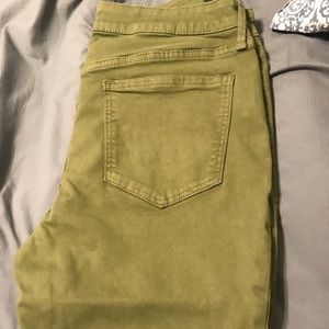 Green Old Navy Petite Jeans